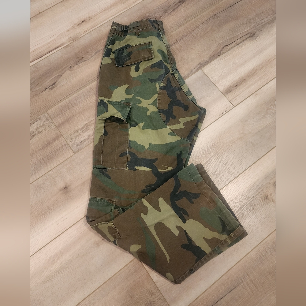 Vintage Men's Camouflage Cargo Pants W 31-35